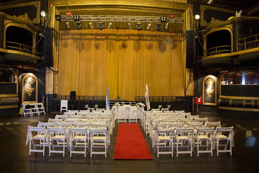 Teatro Flores