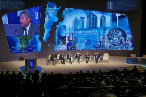 Pages Corporativo FotoFeijoo 3